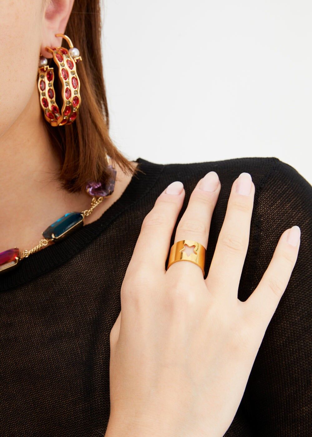 BRIN GOLD BAND RING WITH STAR