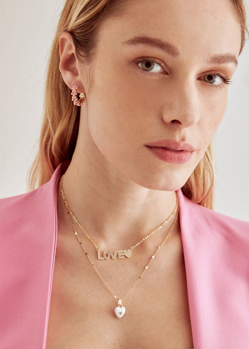 SHON NECKLACE W/ ENAMEL WHITE HEART PENDAND