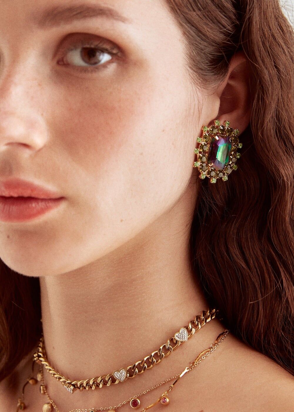 BOUCLES D'OREILLES DE THÉ AVEC PIERRES VIOLET ET VERT