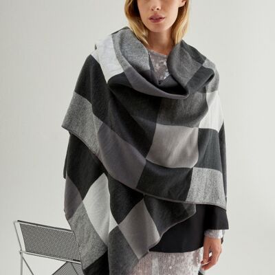 PONCHO À MOTIF À CARREAUX GRIS/NOIR