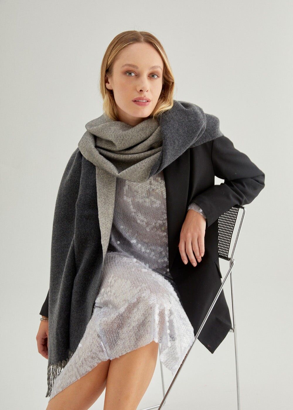 TAMMY-SCHAL MIT FRANSEN + FARBEN