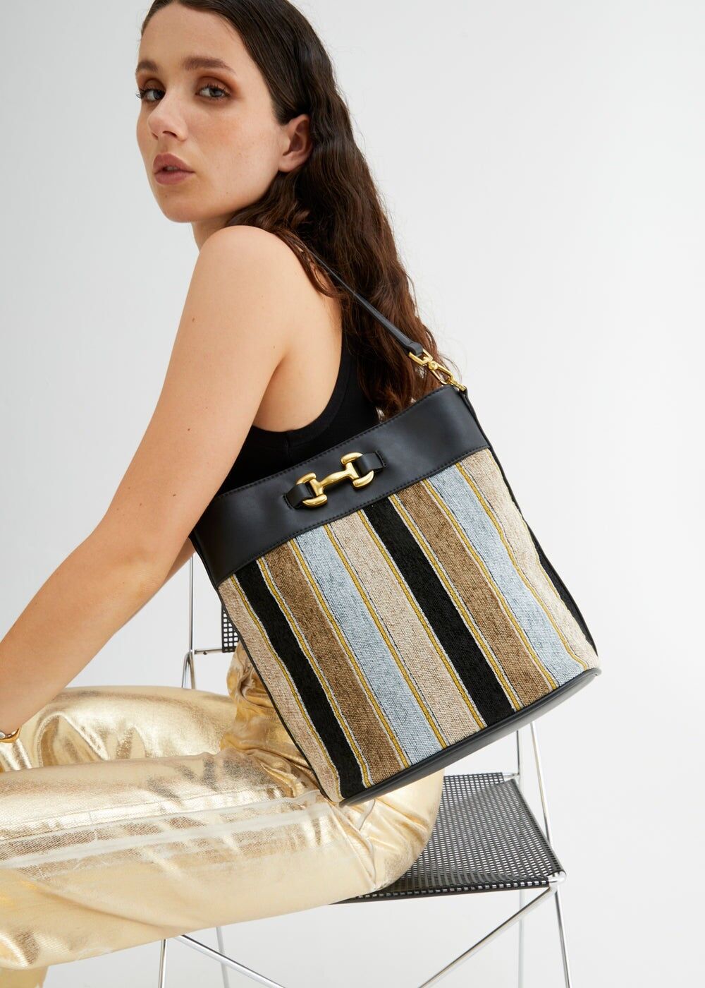 DAPHNE STRIPED BUCKET BAG + COLORS