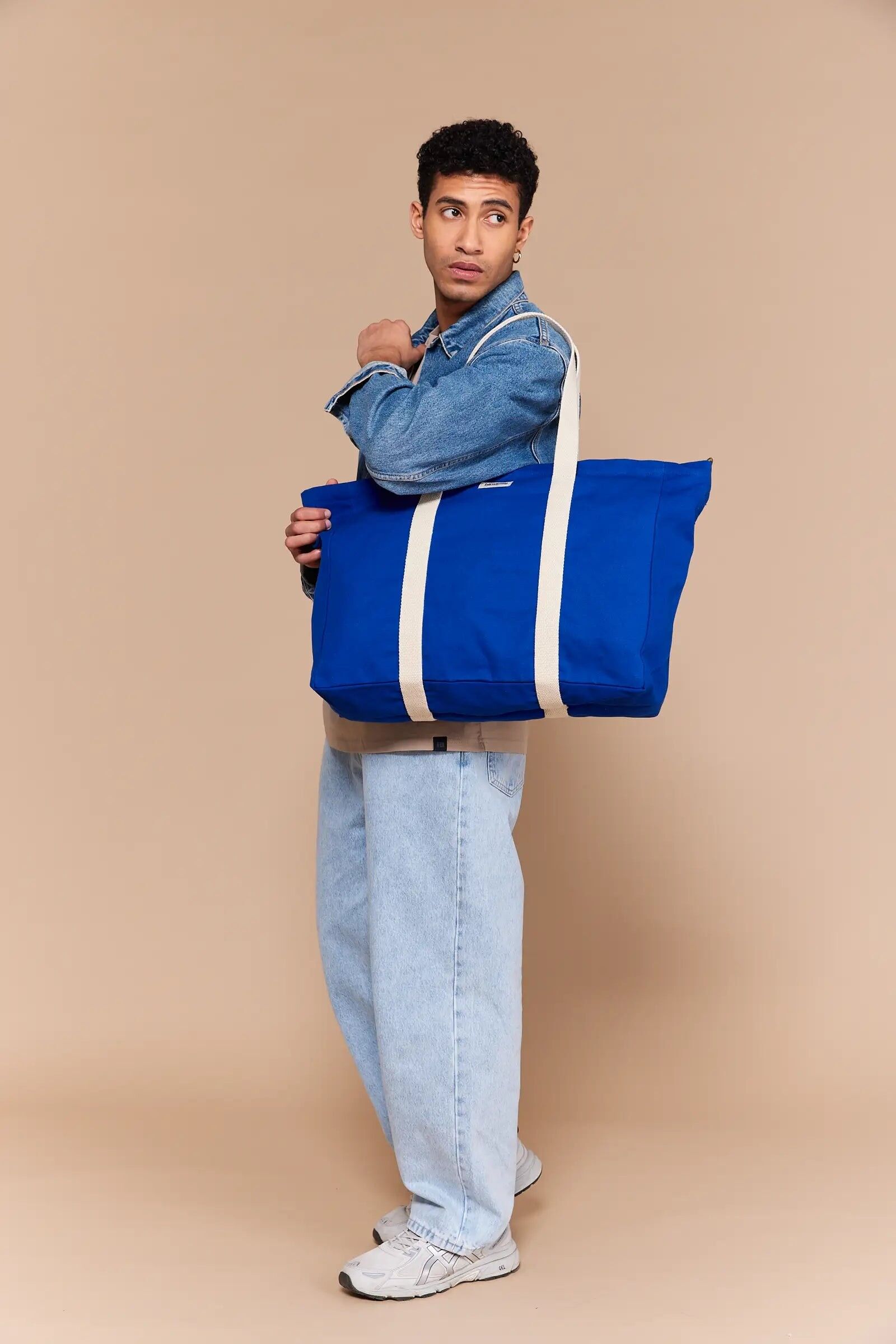 Borsa da weekend in denim blu elettrico