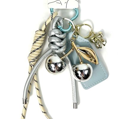 LLAVERO DE BOLSO GRIGRI ULTRA LINDO CON CEREZAS PLATEADAS EN COPA