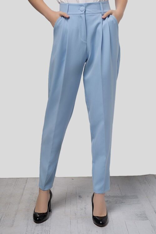 Pantalon AZURI de couleur bleu ciel