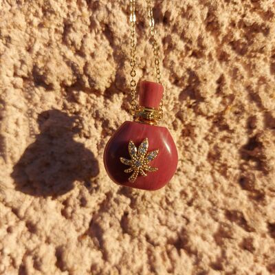 Elisabeth in Red Jasper and Gold Plating