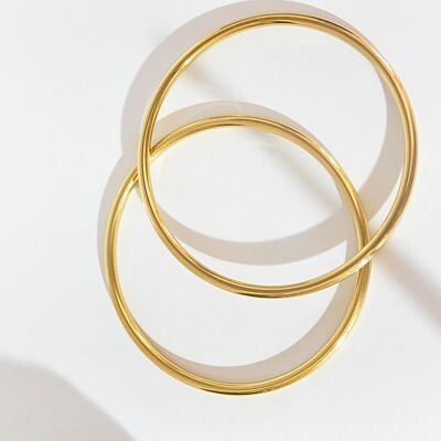 Brazalete de acero inoxidable chapado en oro de 18 quilates