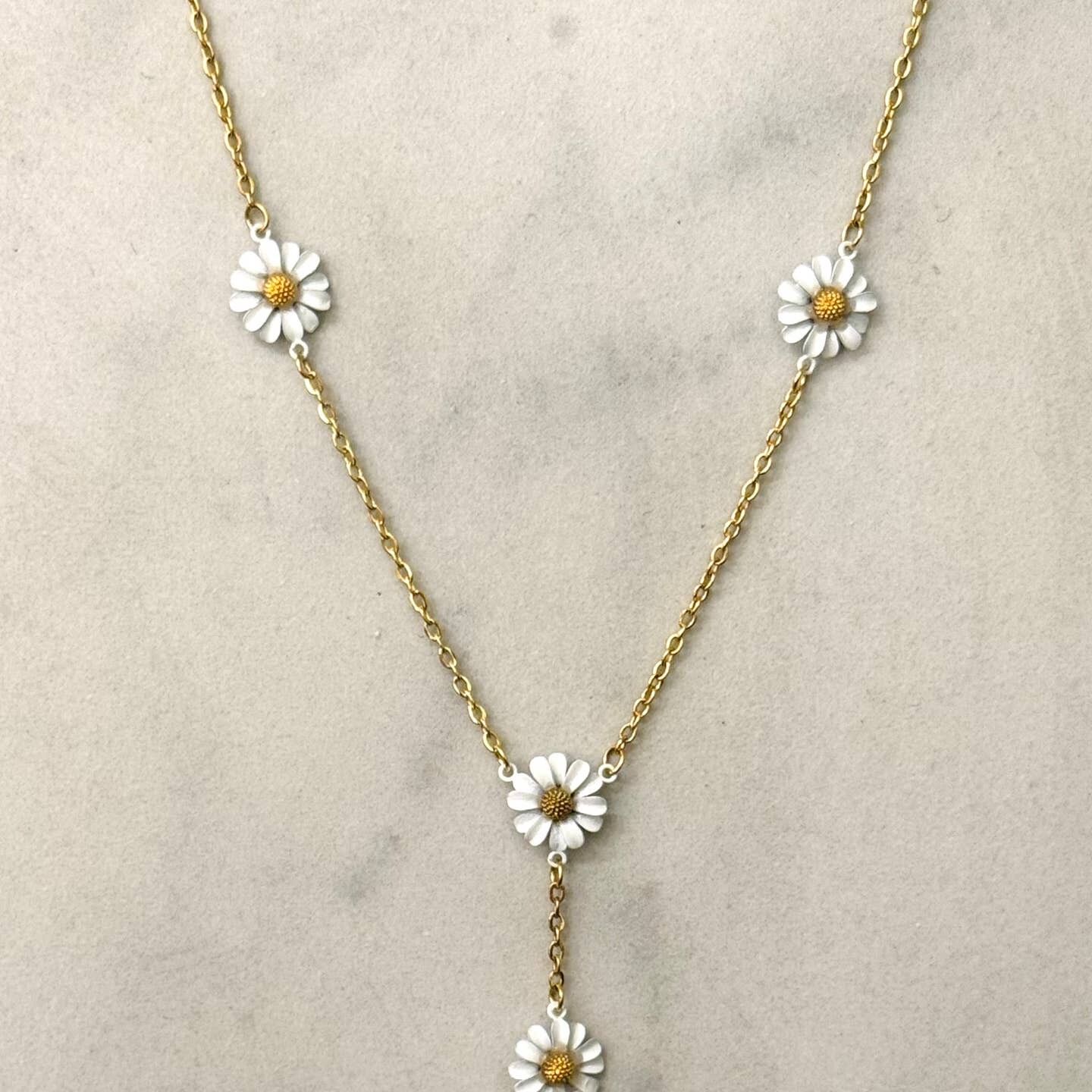 Daisy Cascade Blumenhalskette