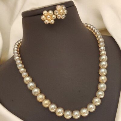 Set di collana e orecchini da sposa con grandi perle dorate rotonde per damigelle d'onore