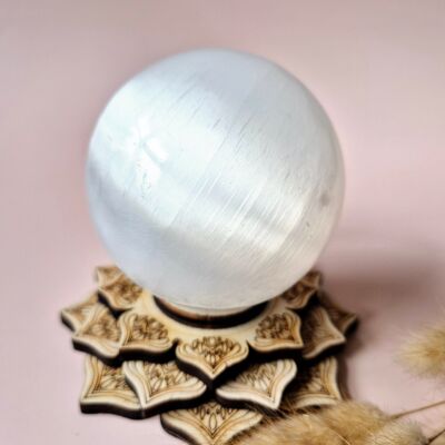 Esfera de selenita de cristal de 80 mm: para la paz, la purificación y la magia lunar pura.
