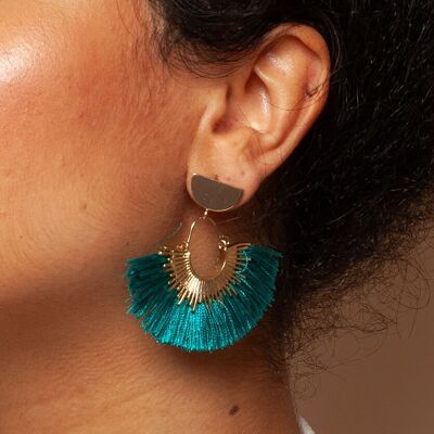 Celeste Teal – Pendientes colgantes Art Déco con borlas sedosas y latón decorativo