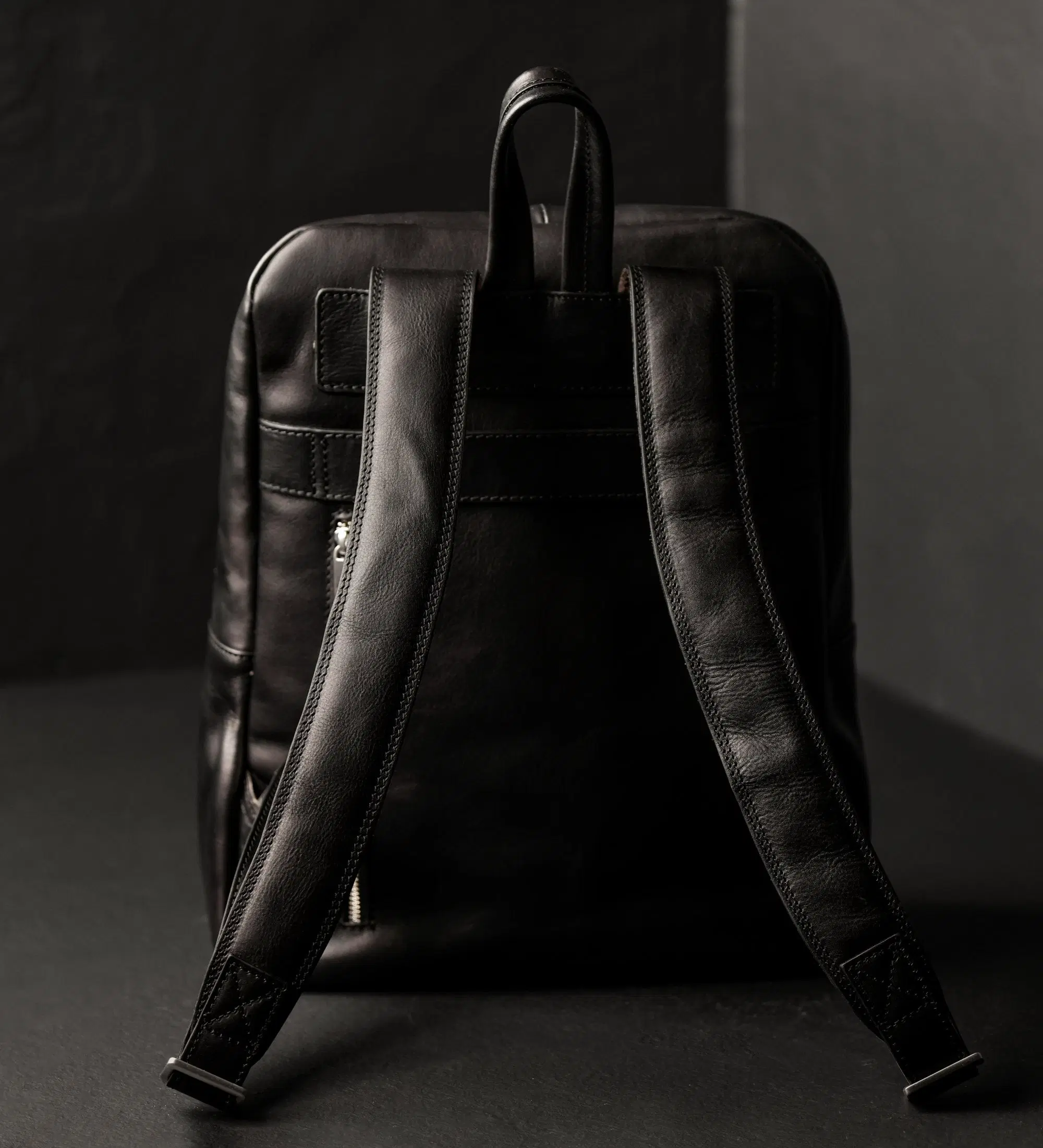 Buy wholesale Large Leather Backpack for Men - The Divine Comedy