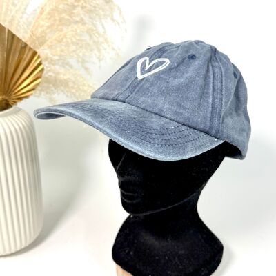 GORRA DE ALGODÓN NINA CON CORAZÓN MASTICABLE