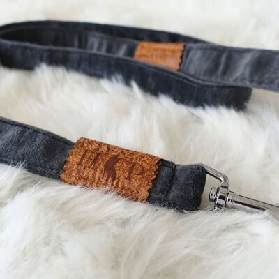 Handcrafted Luxury Velvet Dog Lead - Black