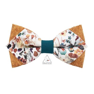 Noeud papillon pointu en Liège et Liberty Felda Saffron et sa bague vert paon