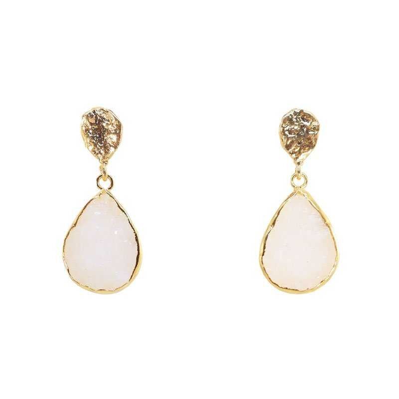 Weiße Tropfenohrringe