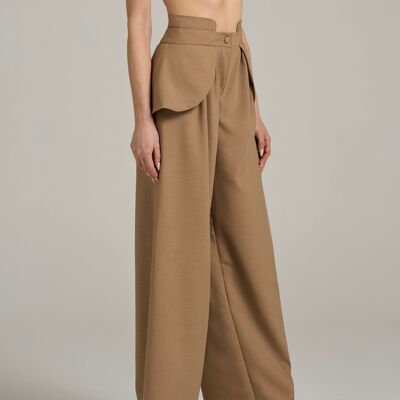 Straight Leg Trousers with Wings and Collar