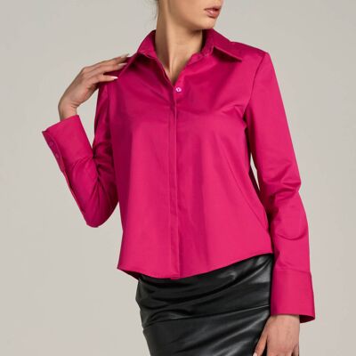 Camisa básica con borde redondeado