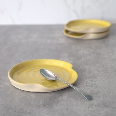 Poggiamestolo classico giallo sole