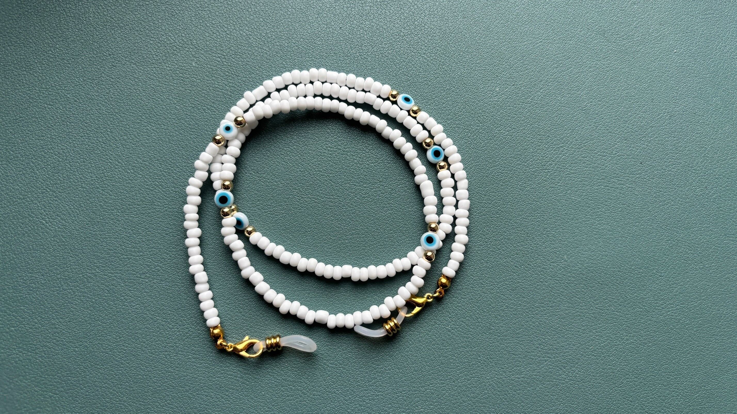 Chaîne cordons à lunettes de soleil, perles blanches et Oeil Turc Nazar Boncuk, Made in France