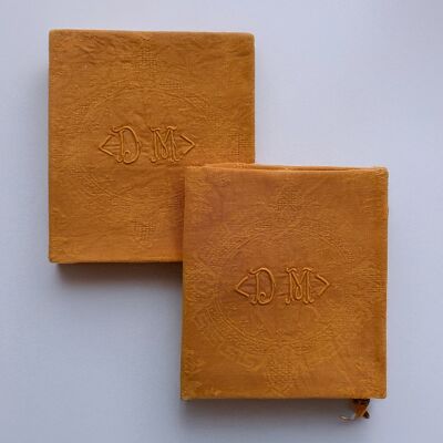 Lot de 2 serviettes vintage en damassé - monogramme DM - Clémentine