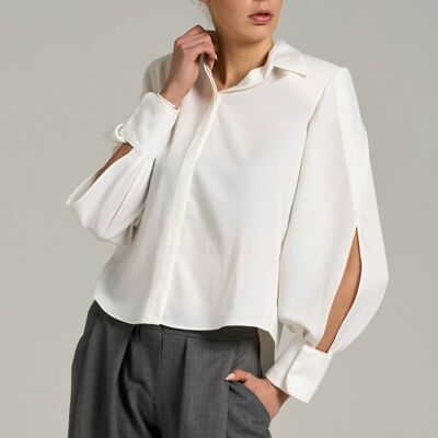 Chemise en crêpe à manches en voile