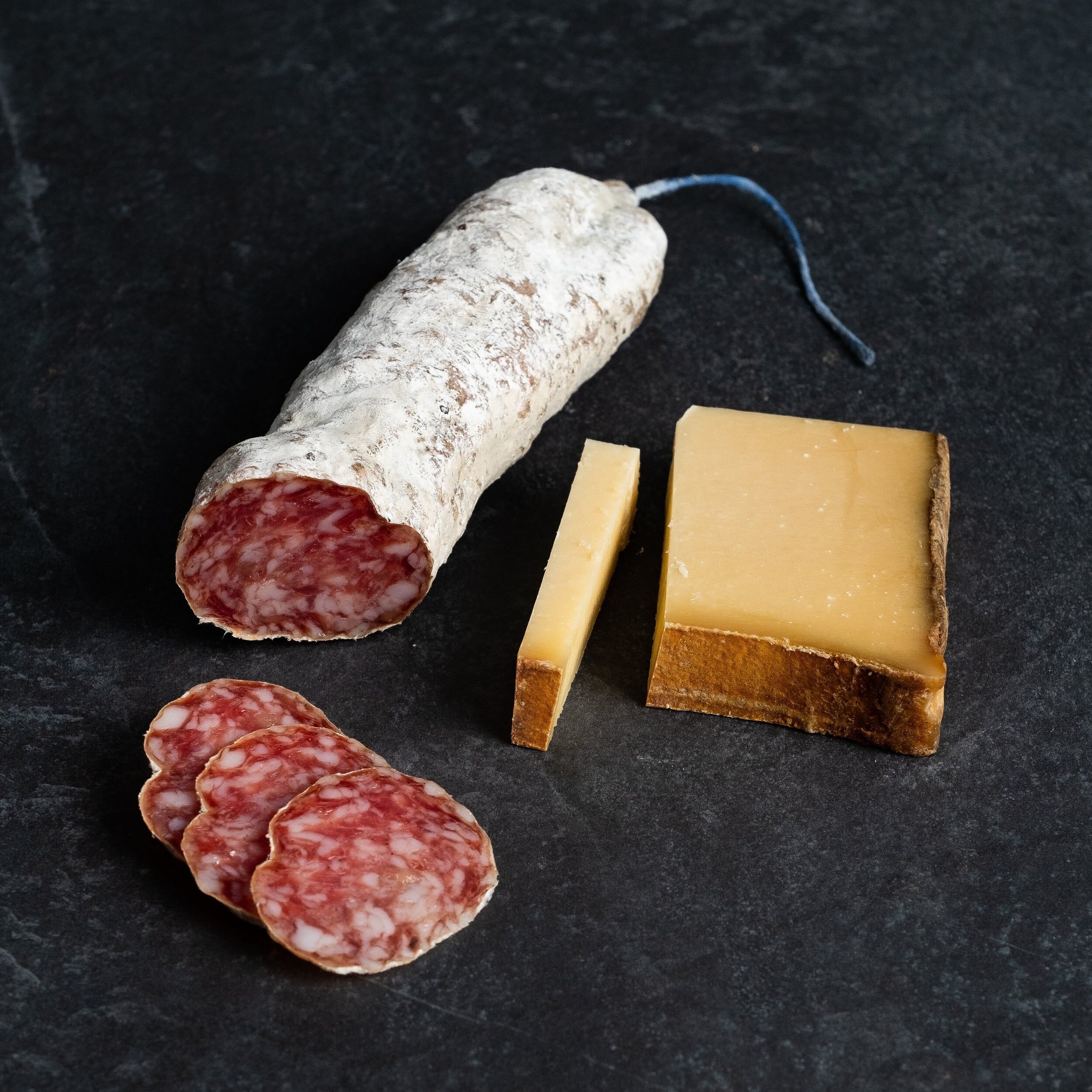 Mini sausage with Beaufort