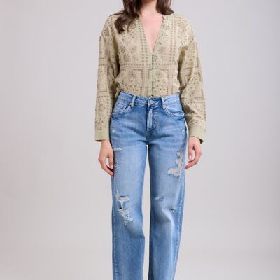 Jeans strappati e dritti di Ella