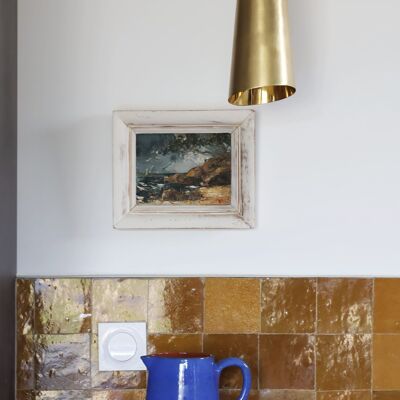 Lampada a sospensione in ottone spazzolato: design elegante e minimalista