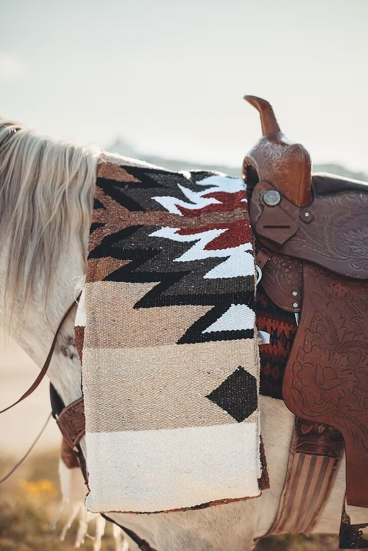 Mexican blanket with beige and khaki patterns