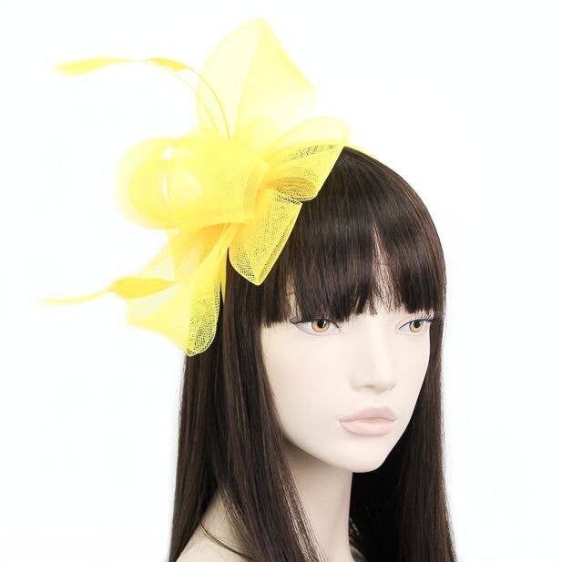 Stile Jackie.Fascinator a rete ad anello su un cerchietto