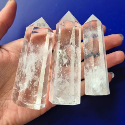 Tour/Obélisque en cristal de roche de qualité A+ (tour de quartz transparent)