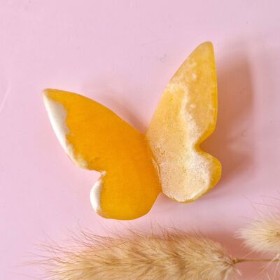 Papillon en pierre précieuse 6x5 cm – Calcite jaune
