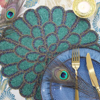 Tovaglietta fatta a mano con perline fatte a mano con petali multicolori di pavone - Confezione da 8