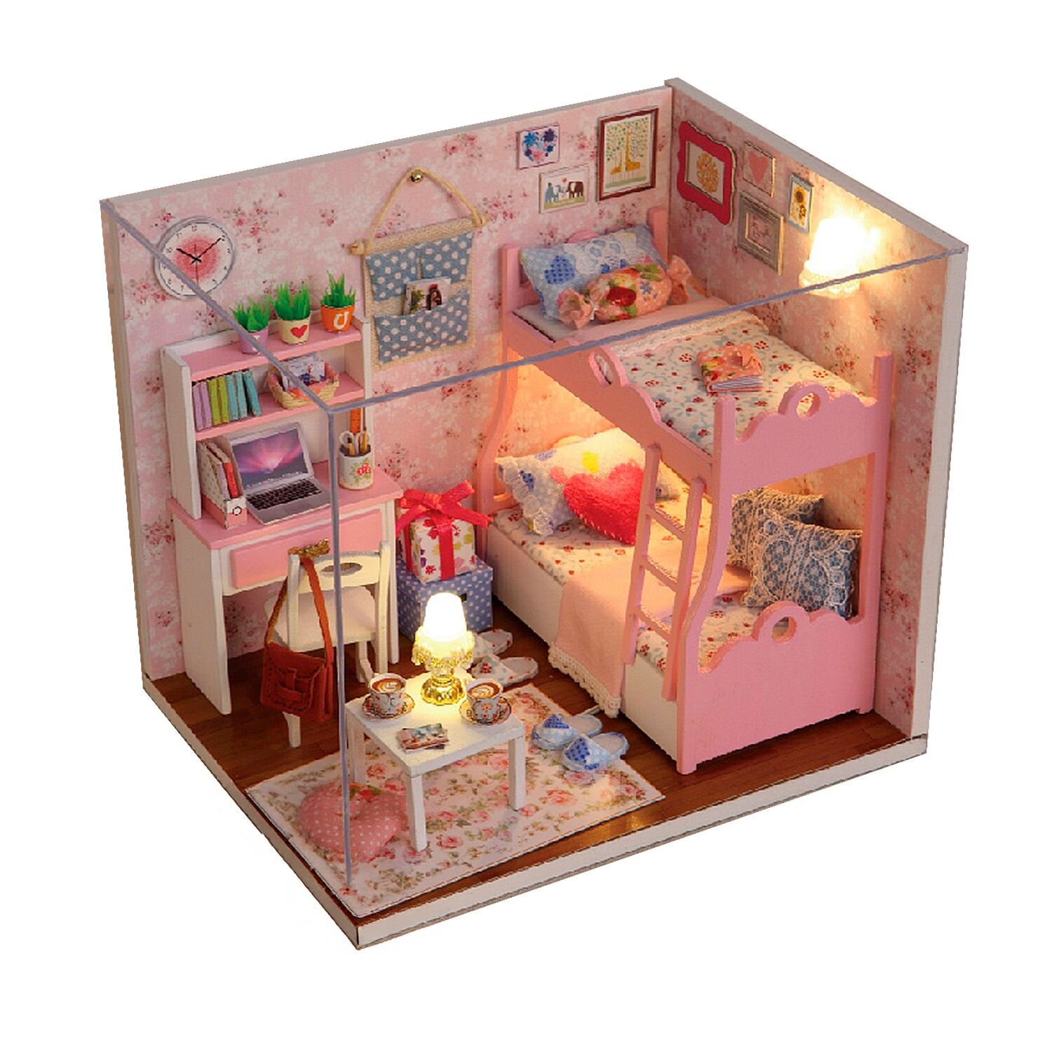 Anni di lusso. Modello 3D realistico, con grande dettaglio e luci LED. Colore: Multicolore