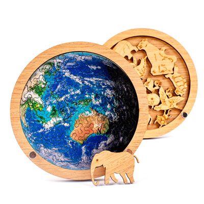 Double puzzle and wooden frame with 34 + 20 pieces. Earth and animals design. Color blue