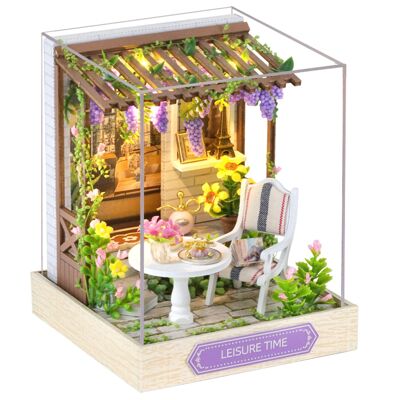 Happiness Corner Collection, Free Time. Realistic 3D model with great detail, dust cover and LED lights.Color: Multicolor