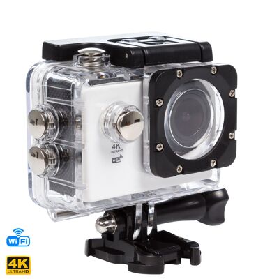 Garrix 4K sports camera with WIFI, 900mAh battery and waterproof up to 30m with waterproof housing.