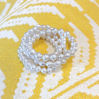 Pulsera con perlas