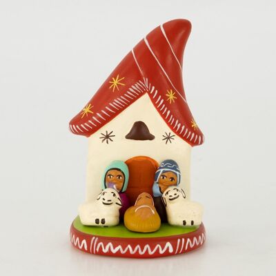 Crèche de Noël faite à la main avec toit brun, produit du commerce équitable