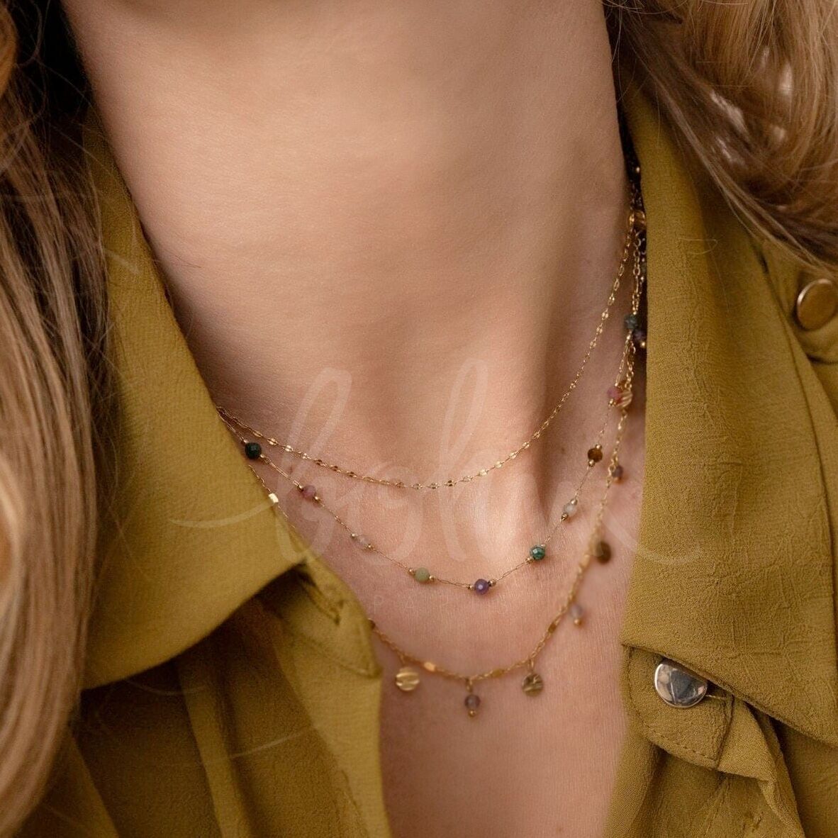 Moira Halskette - 2 Reihen, zerkleinertes Kaffeegeflecht, runde Natursteine