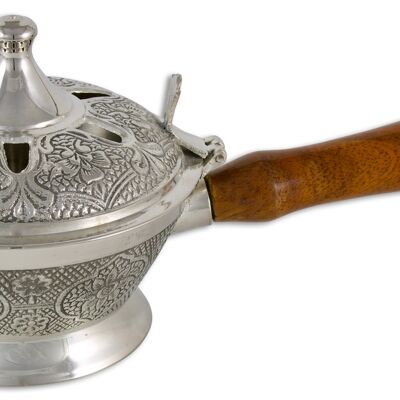 Smoking pan with wooden handle