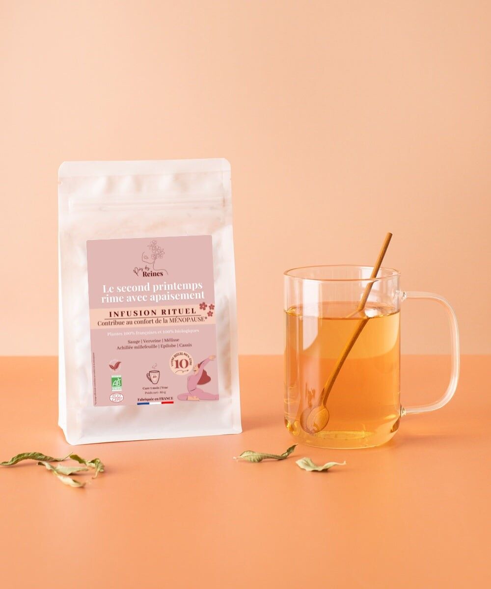 Bio-Kräutertee zur Menopause-Beruhigung