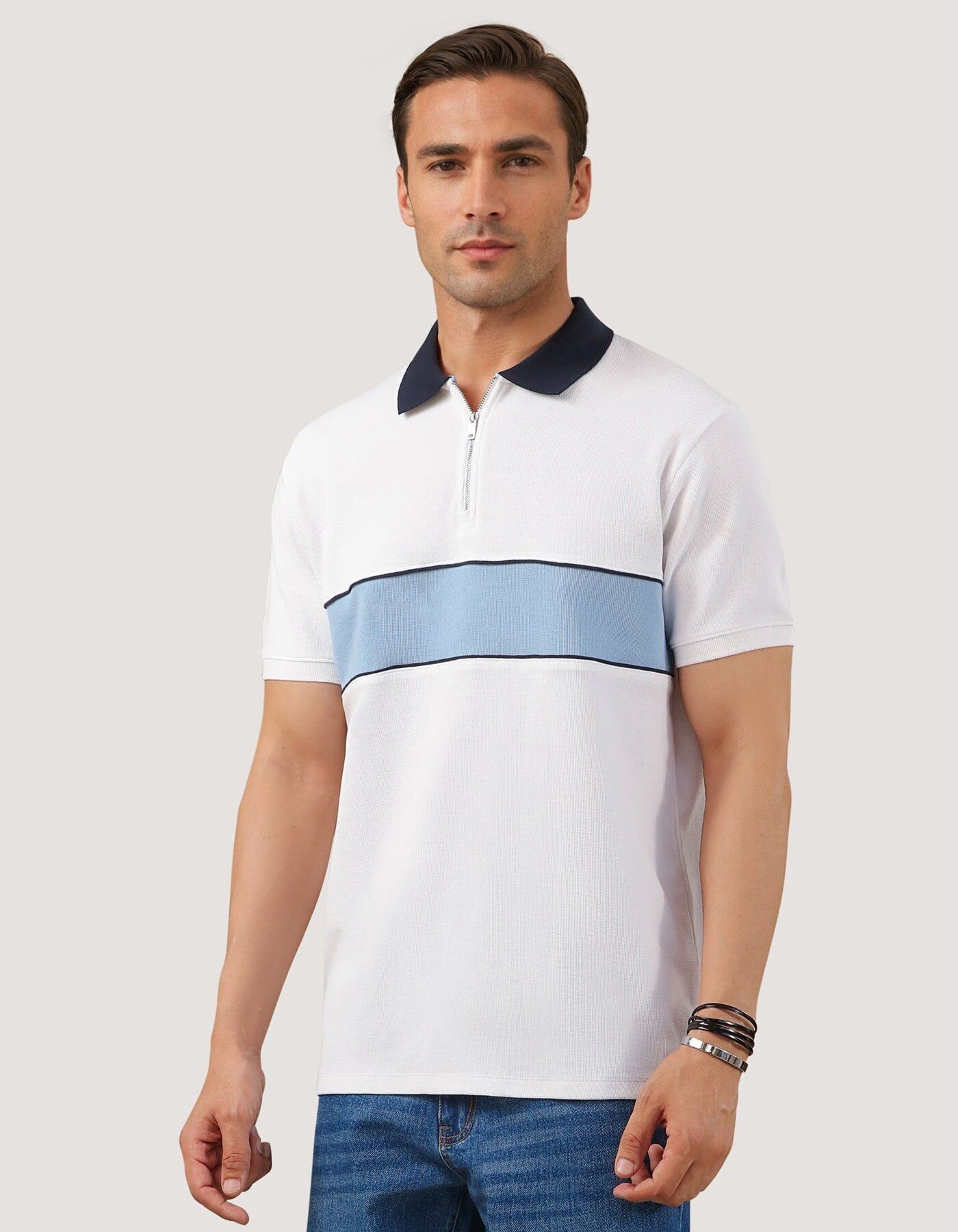 Polo bianca con mezza cerniera