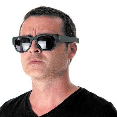 BLACK SLAP GLASSES