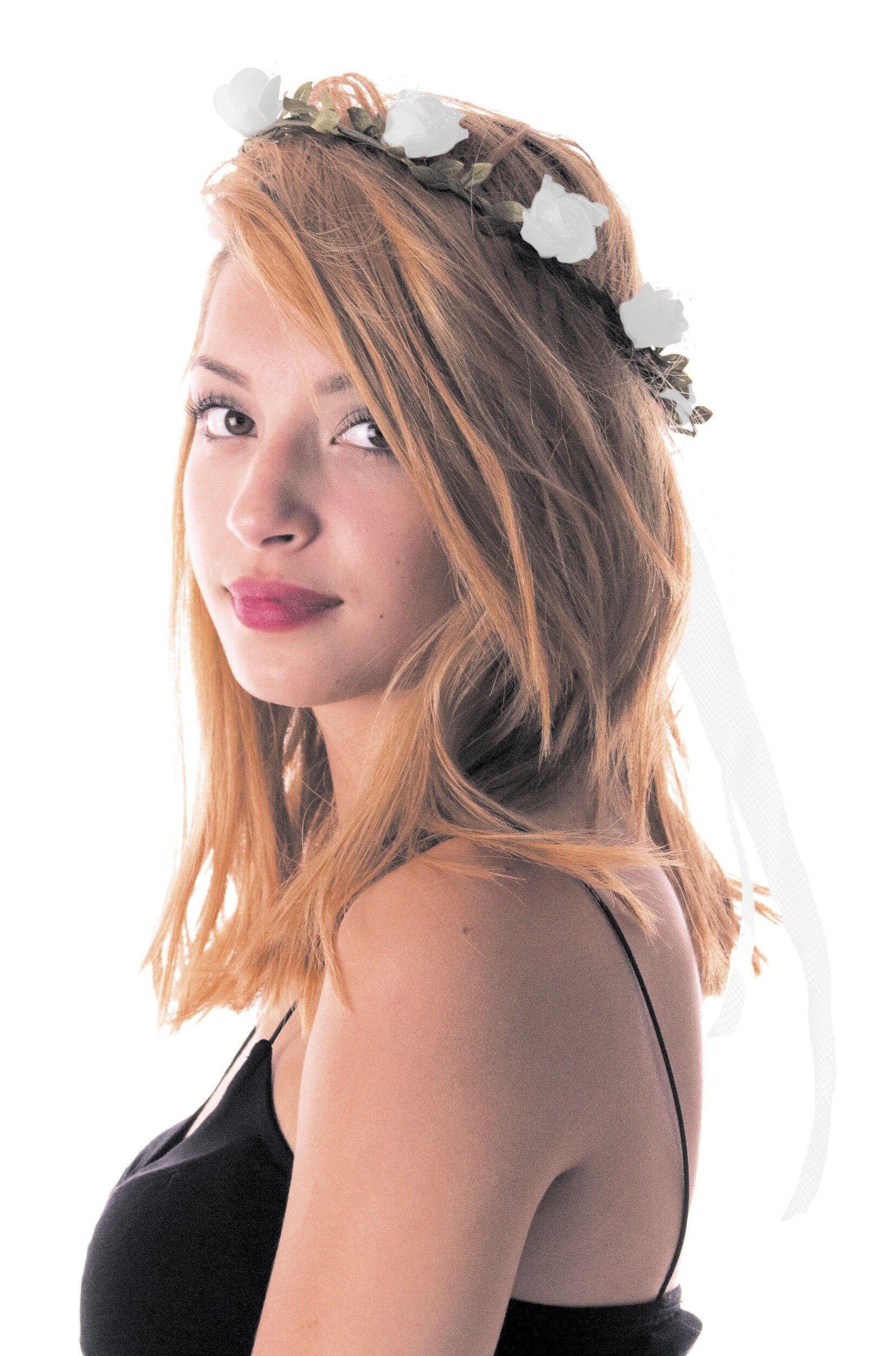 CORONA DI FIORI BIANCHI