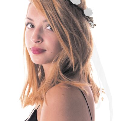 WREATH OF WHITE FLOWERS