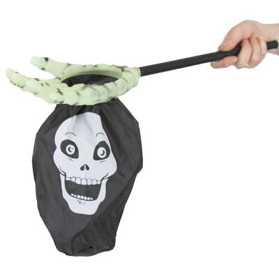 HAND PICKS UP CANDY