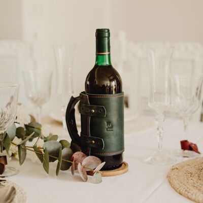 Wine bottle Holder Opplav Leather wine holder. Adaptable to different bottle widths and customizable.(green forest)