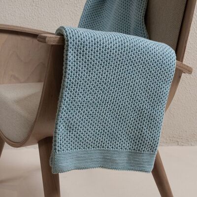 Manta para TV con pompones y borde azul Miel de Koza Home, 130 x 170 cm, 37122